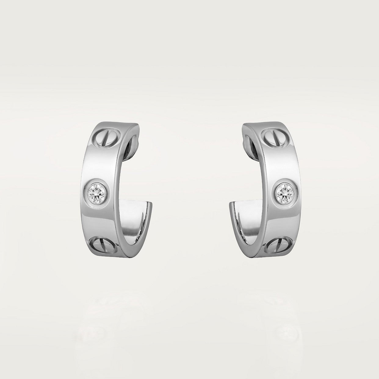 CARTIER LOVE CREEOLES PETIT MODÉLE BUCKLE DEUX DIAMONDS WHITE GOLD