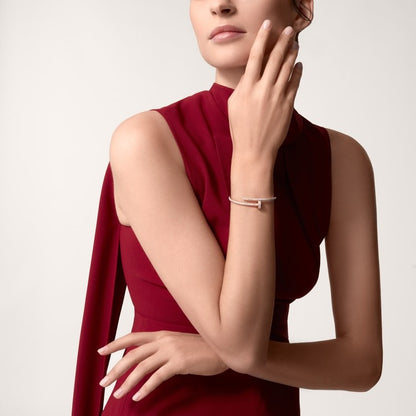 CARTIER JUSTE UN STUD BRACELET CLASSIC SEMI PAVÉ ROSE GOLD