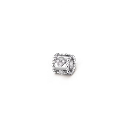 VAN CLEEF BEADED CLOVERS NECKLACE DURING WHITE GOLD